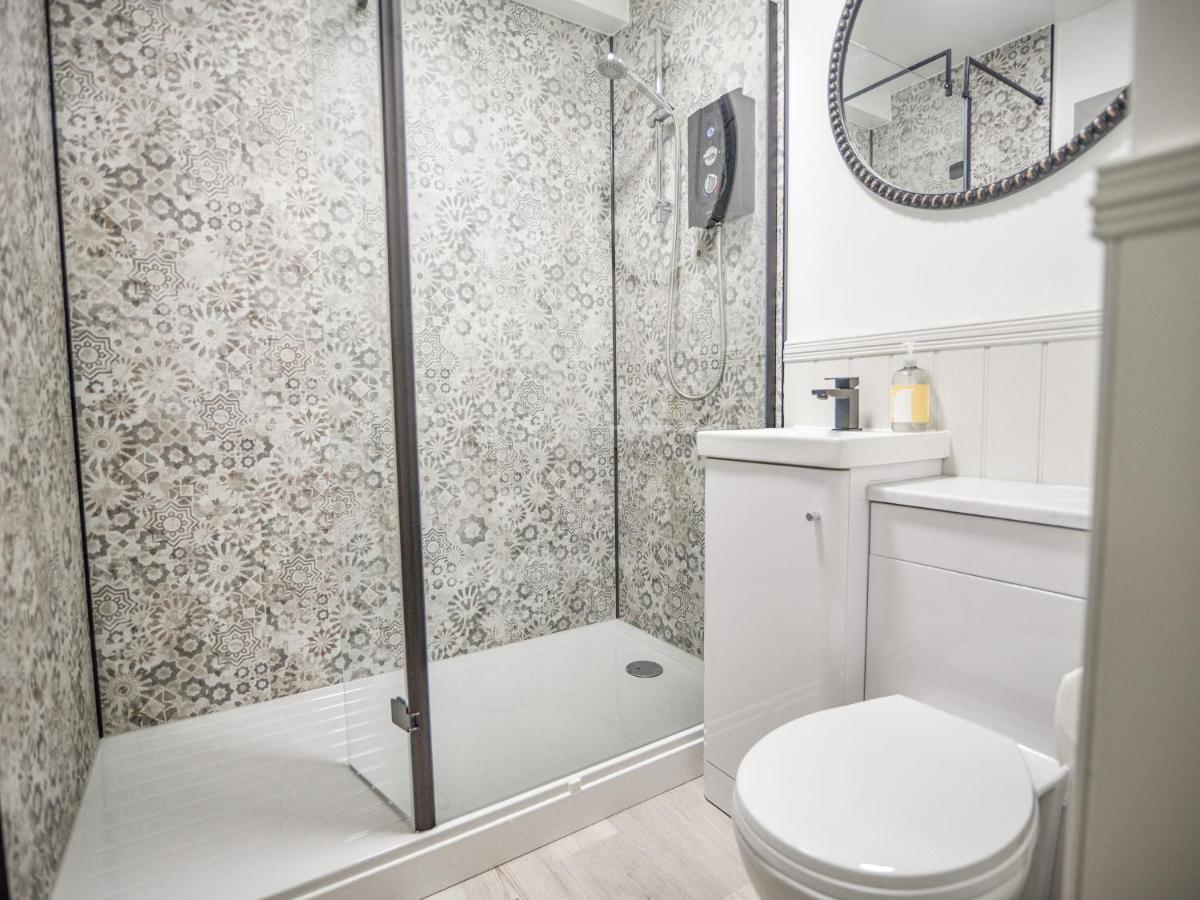 1 Bay View Court Apartment