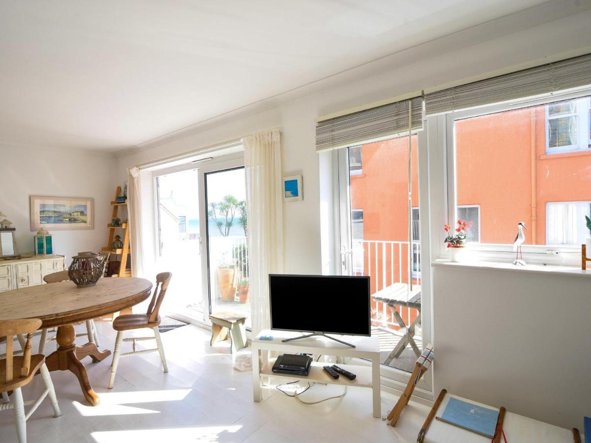 1 Bay View Court Apartment Lyme Regis