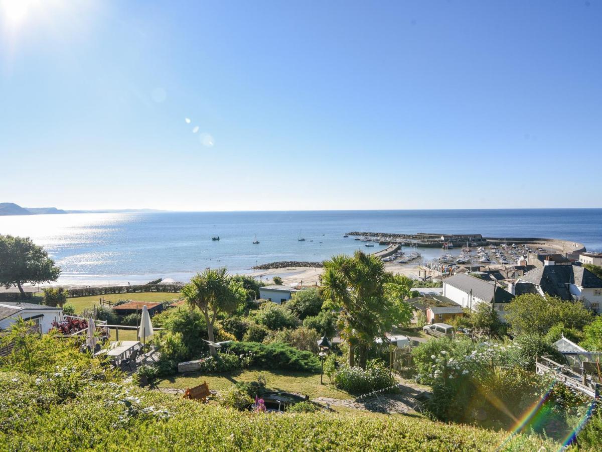 1 Bay View Court Apartment *